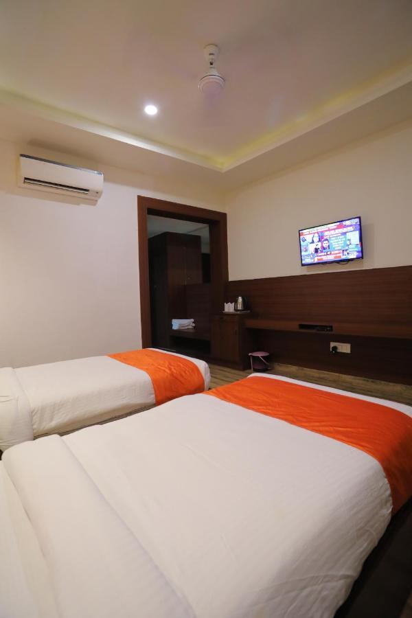Hotel Marygold Agra  Buitenkant foto