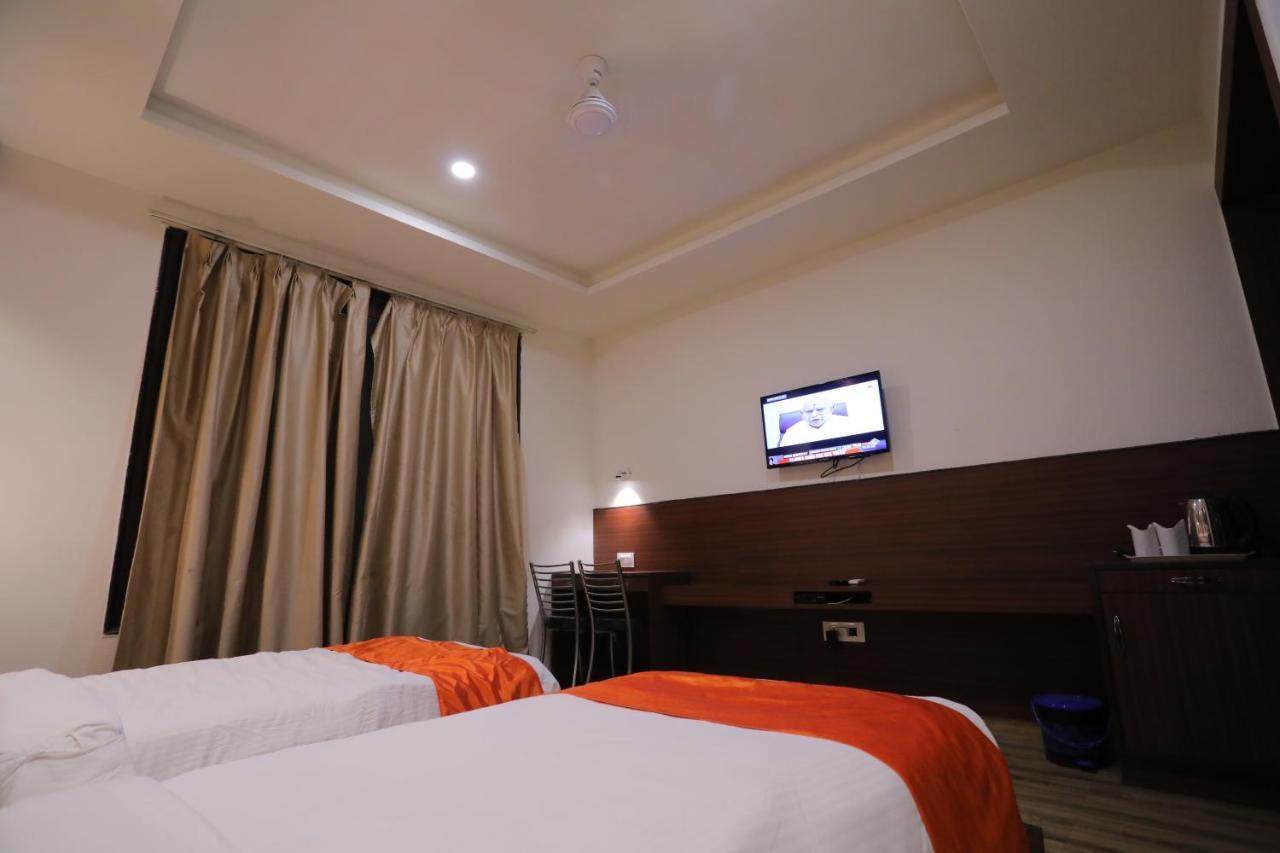Hotel Marygold Agra  Buitenkant foto