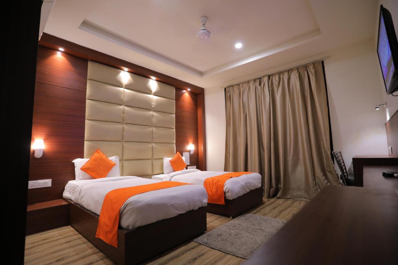 Hotel Marygold Agra  Buitenkant foto